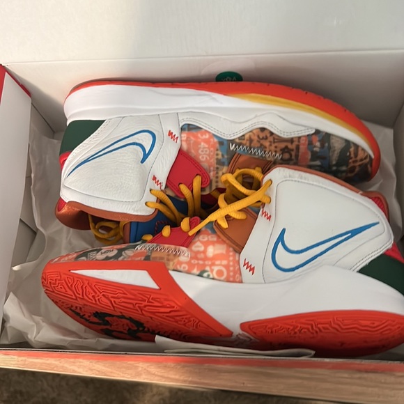 Nike Kyrie infinity size 9 lightly used almost new